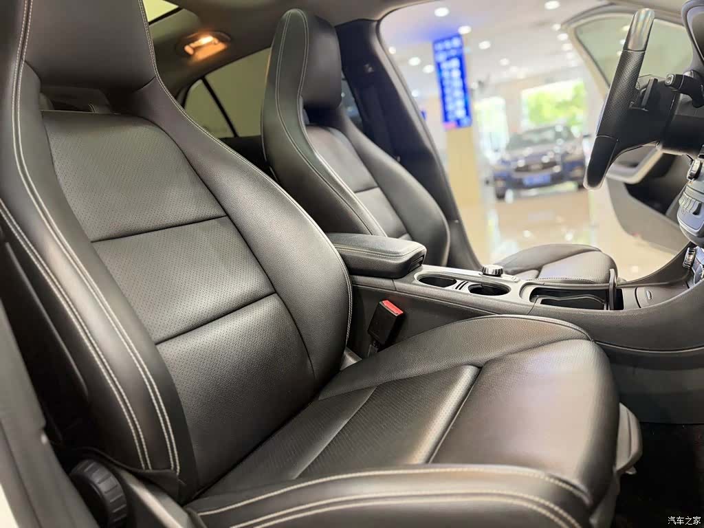 Mercedes-Benz GLA, 2016 9