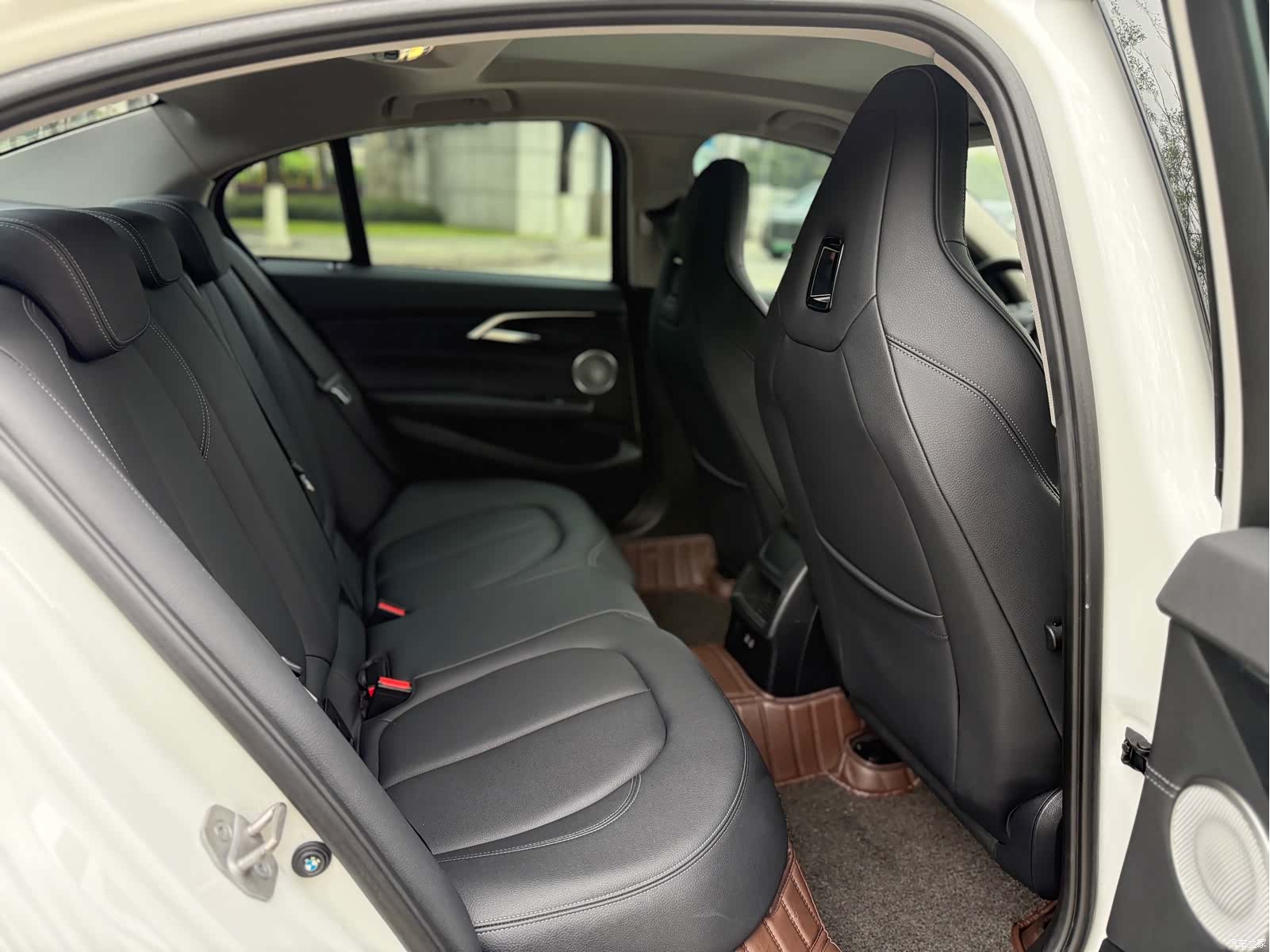 BMW 1 Series, 2022 11