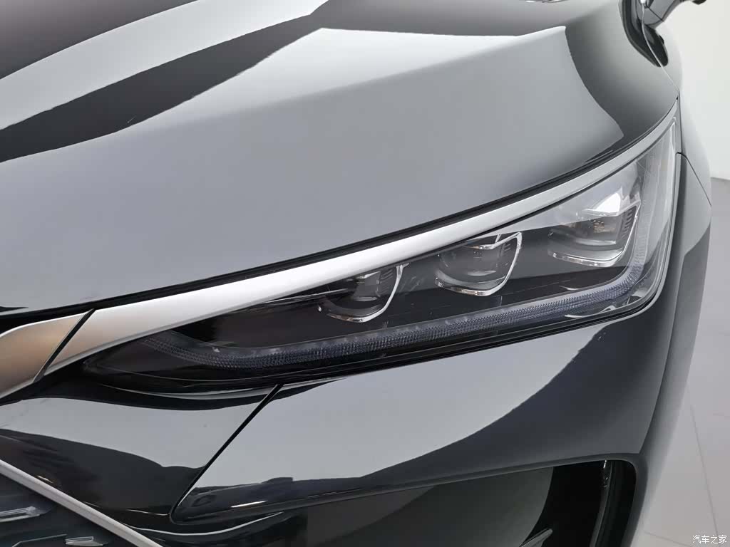 BYD Tang, 2025 7