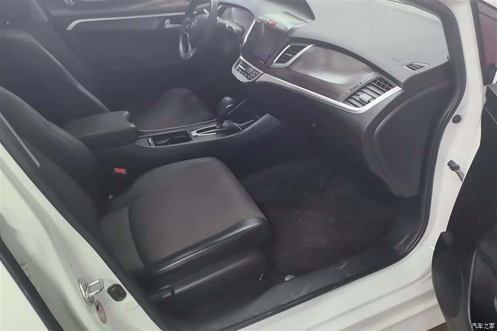Honda Jade, 2018 8
