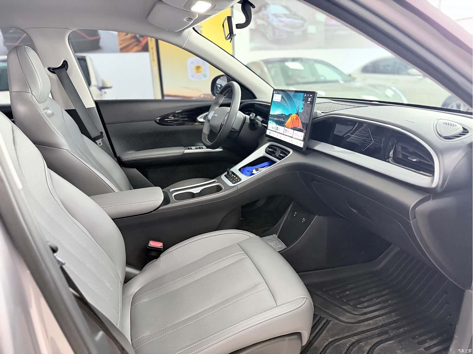 Geely Xingyuan, 2025 12