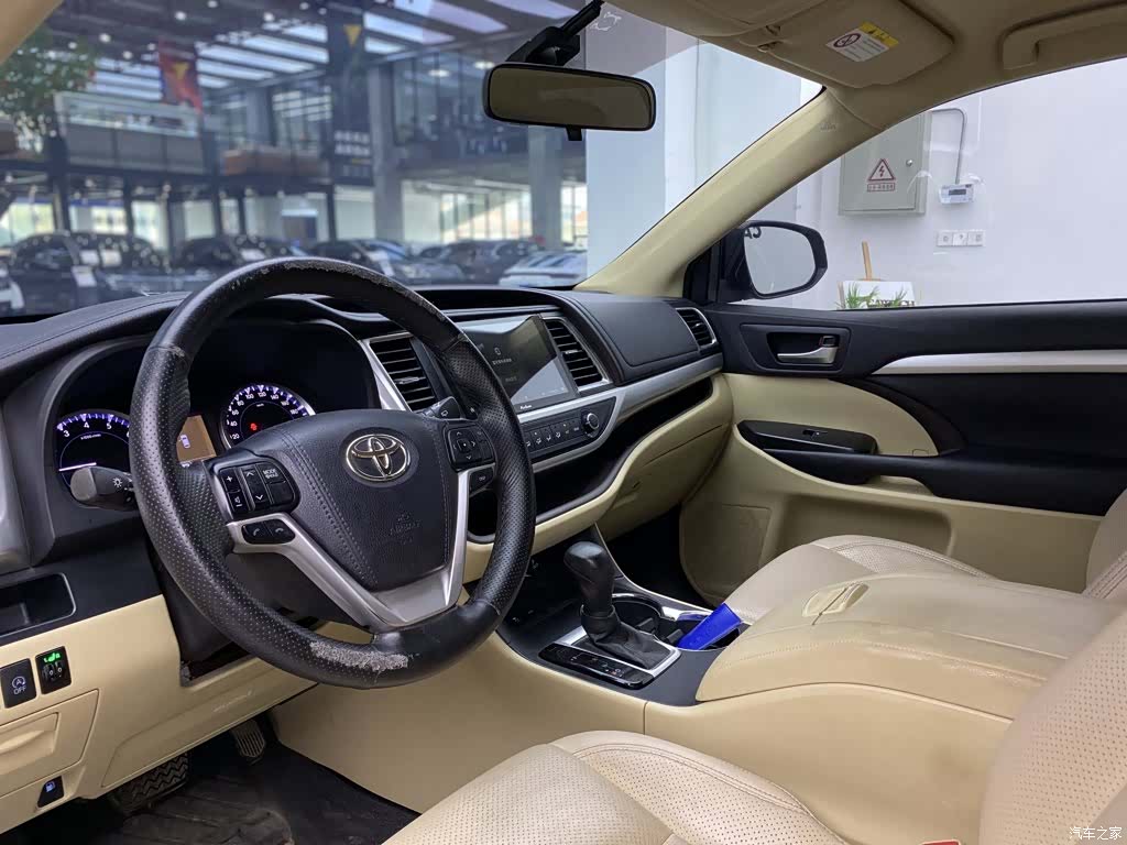 Toyota Highlander, 2020 все фото