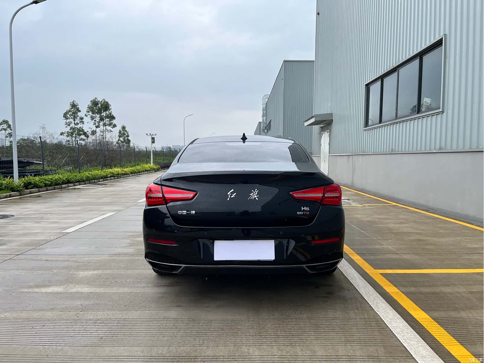 Hongqi H5, 2018 8