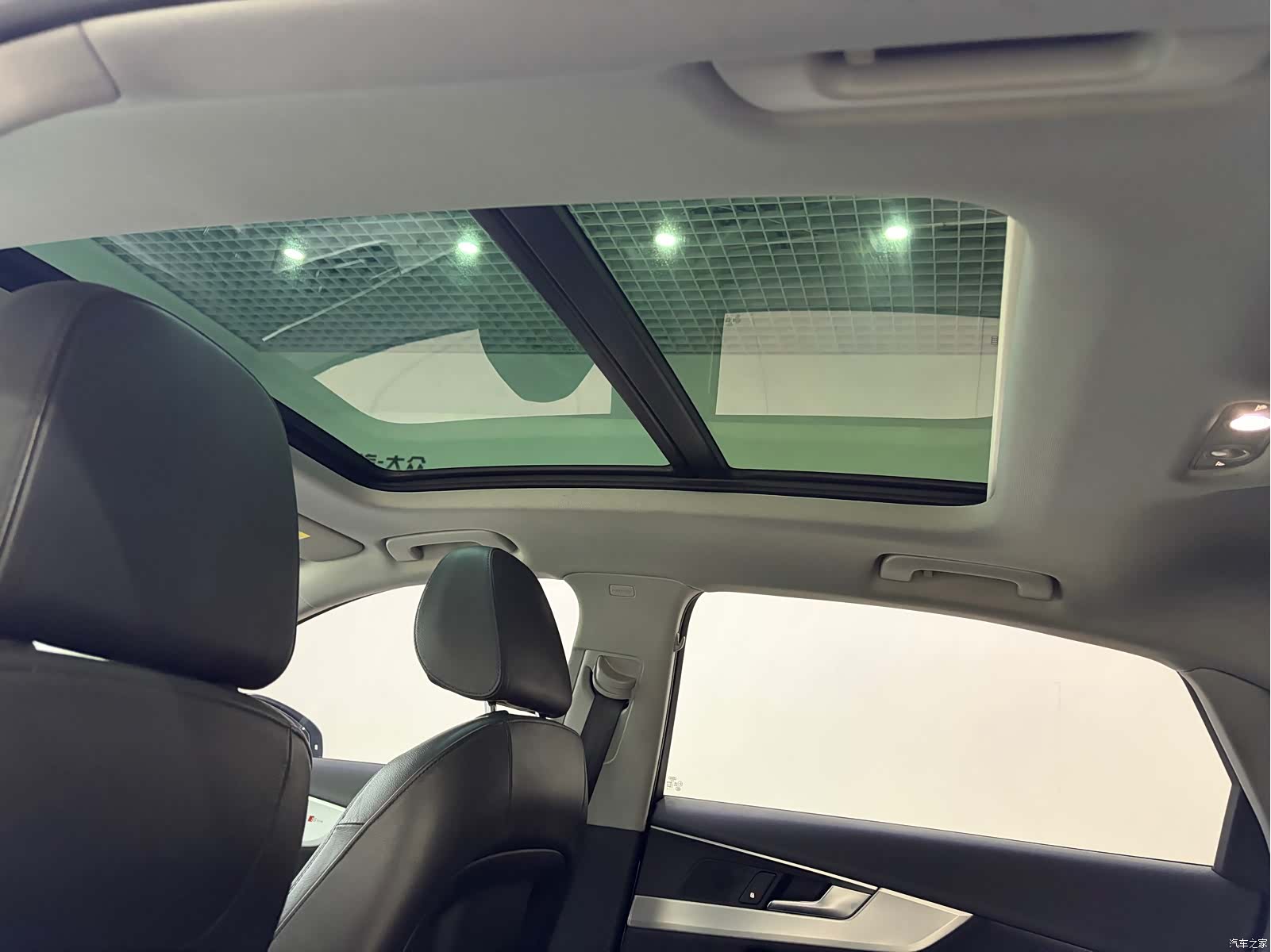 Audi A4L, 2019 11