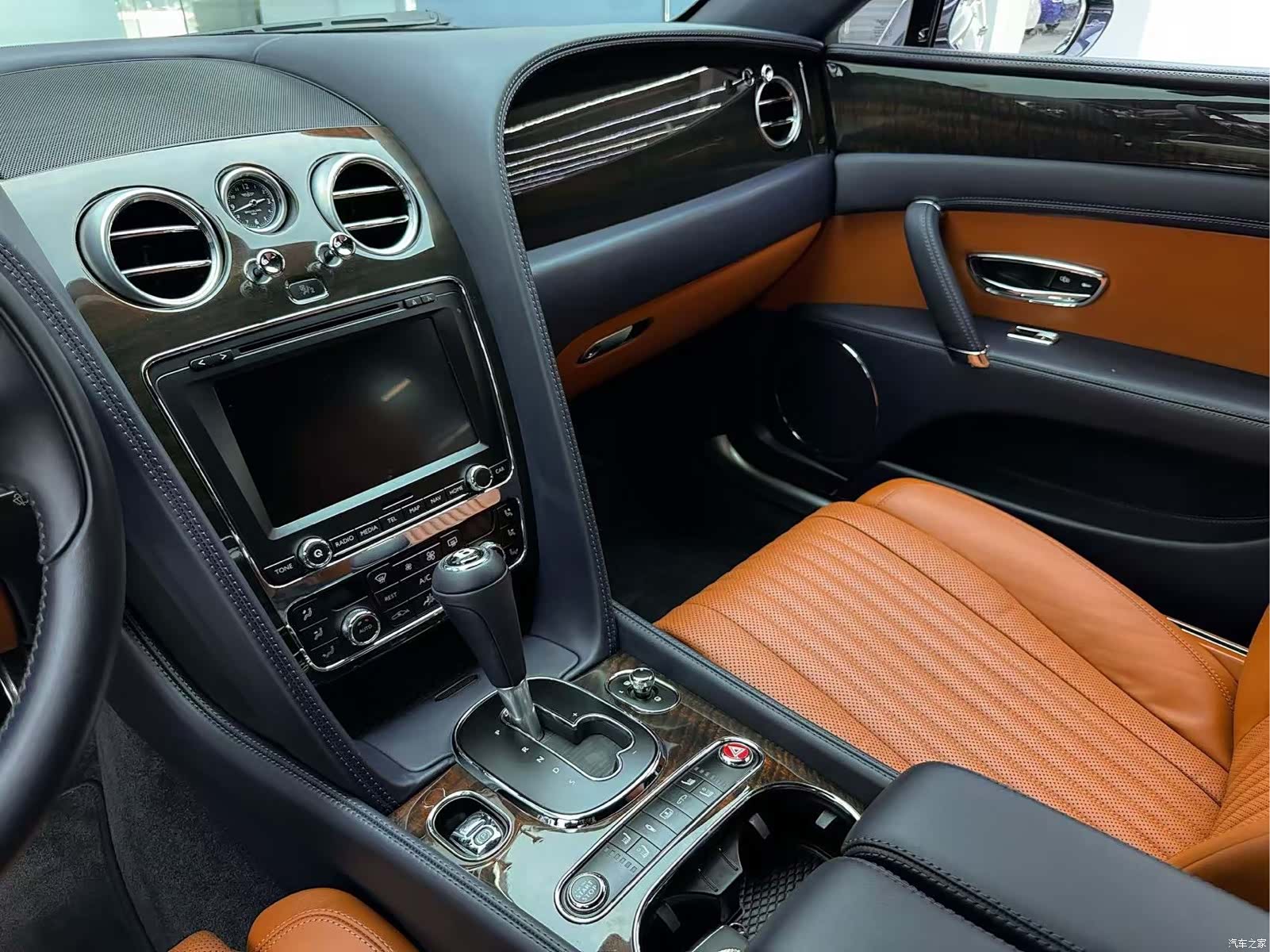 Bentley Flying Spur, 2018 19