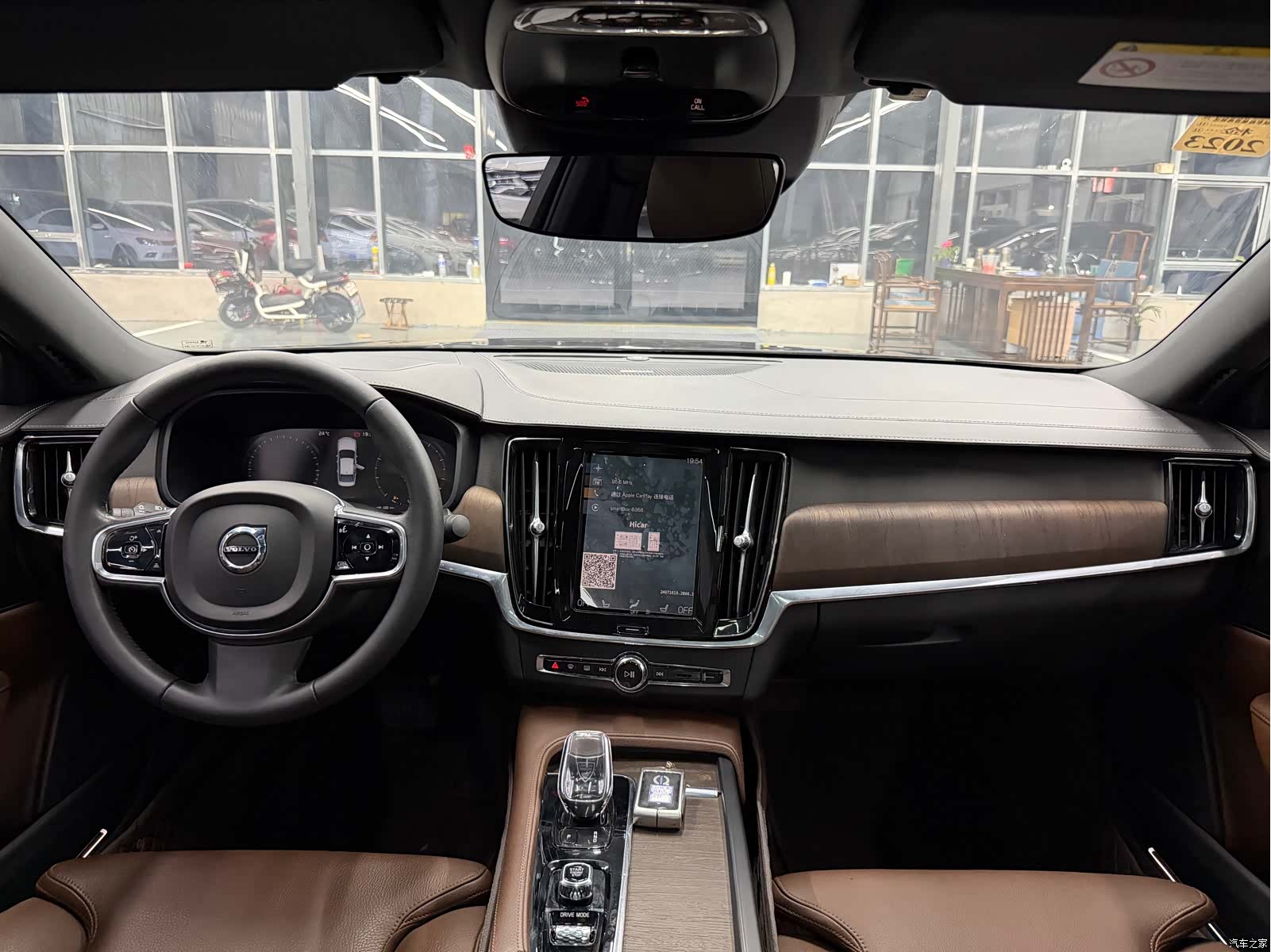 Volvo S90, 2021 все фото