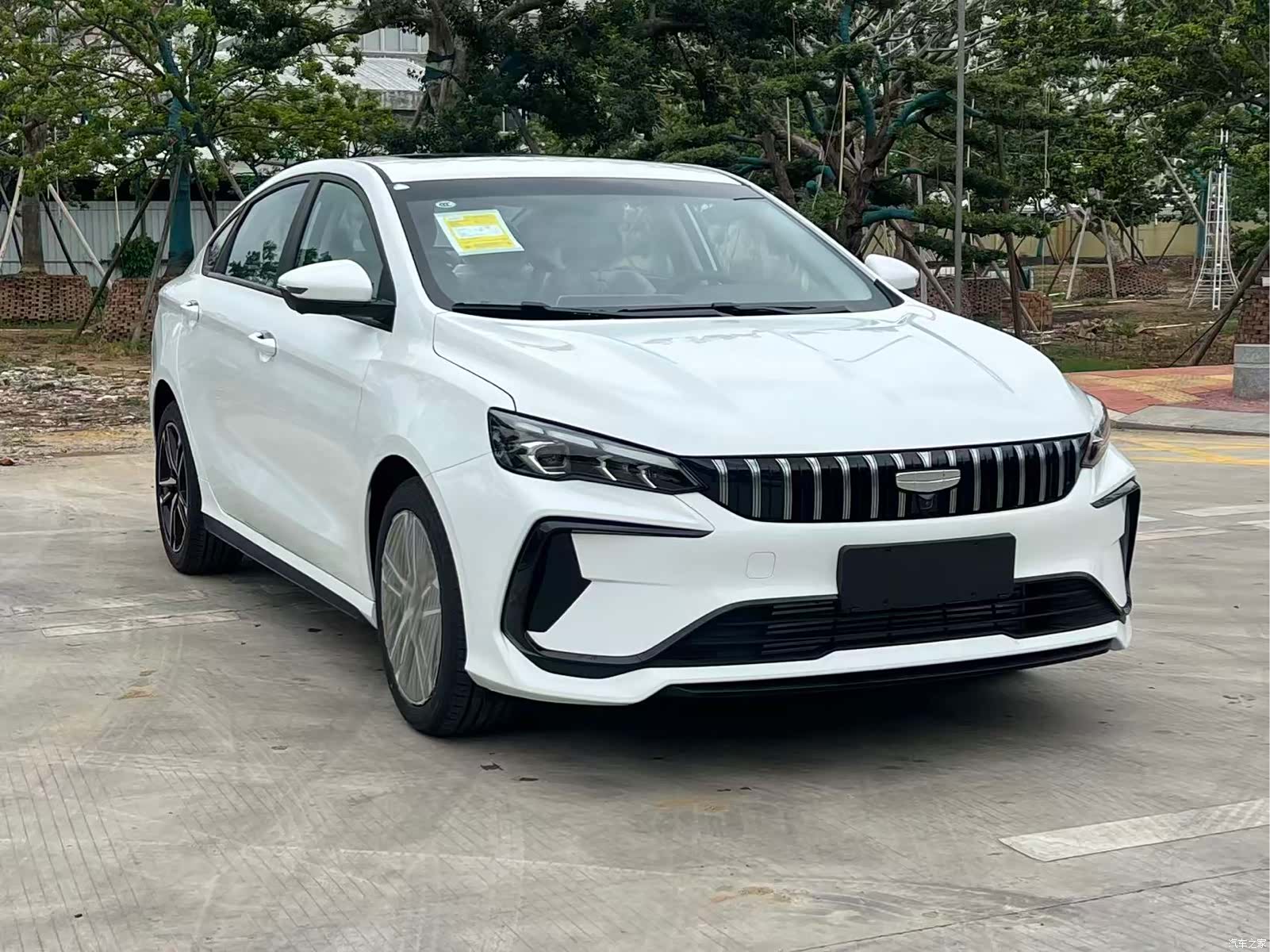 Geely Binray, 2024 3
