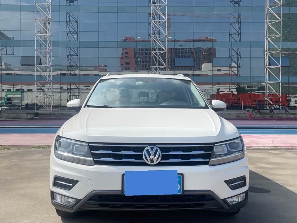 Volkswagen Tiguan L