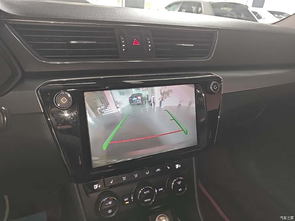 Skoda Superb, 2019 13
