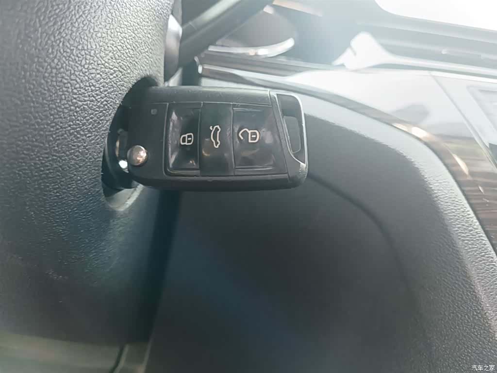 Volkswagen Lamando, 2016 9