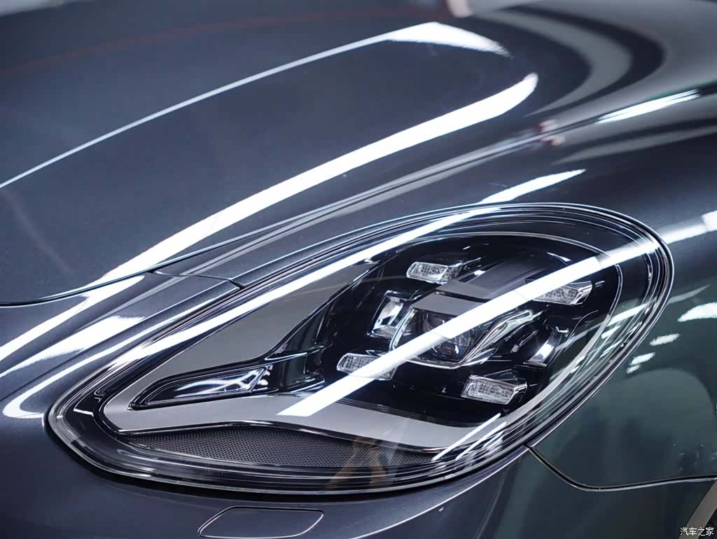 Porsche Panamera, 2017 18