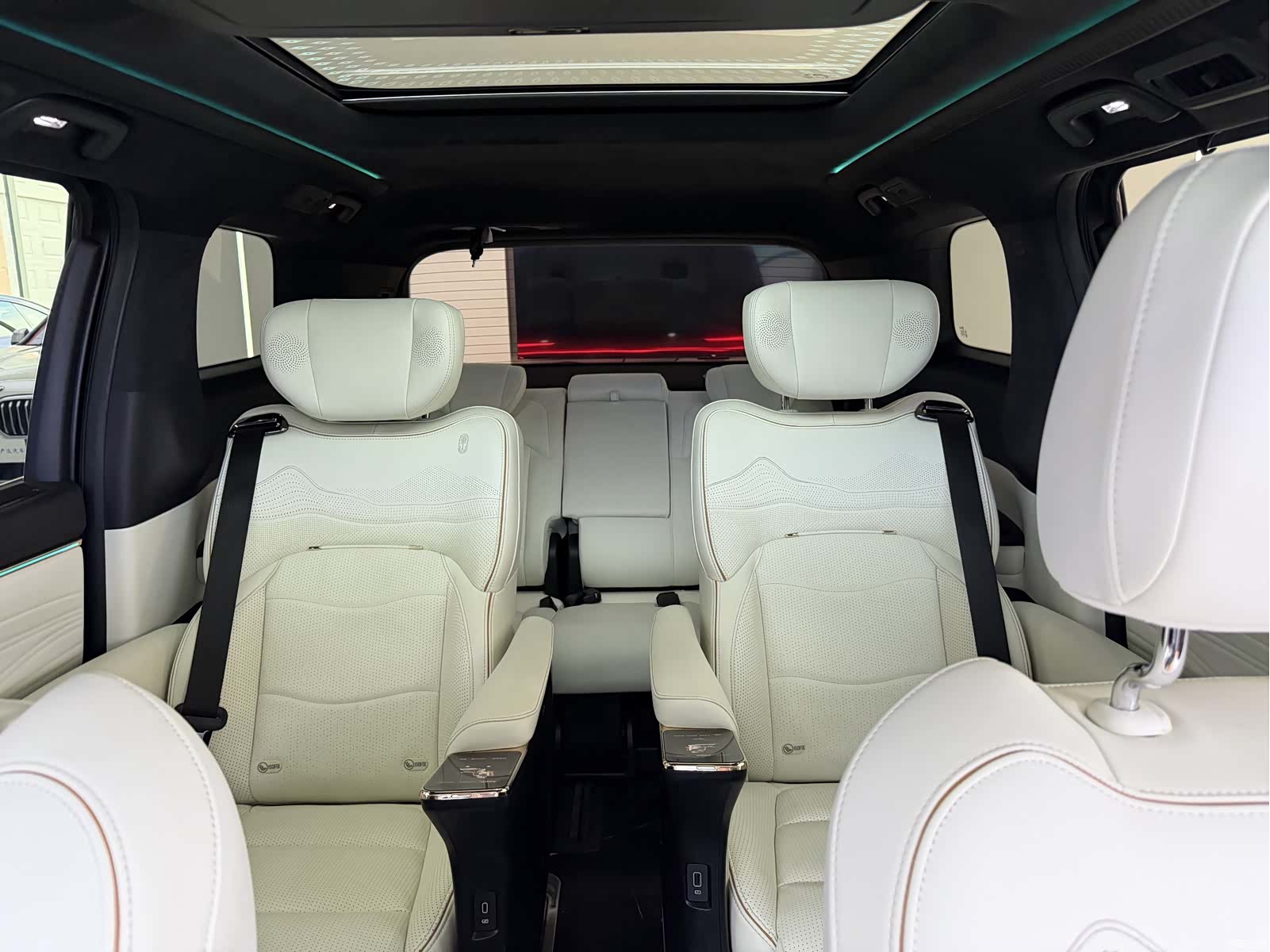 Trumpchi M8, 2023 8