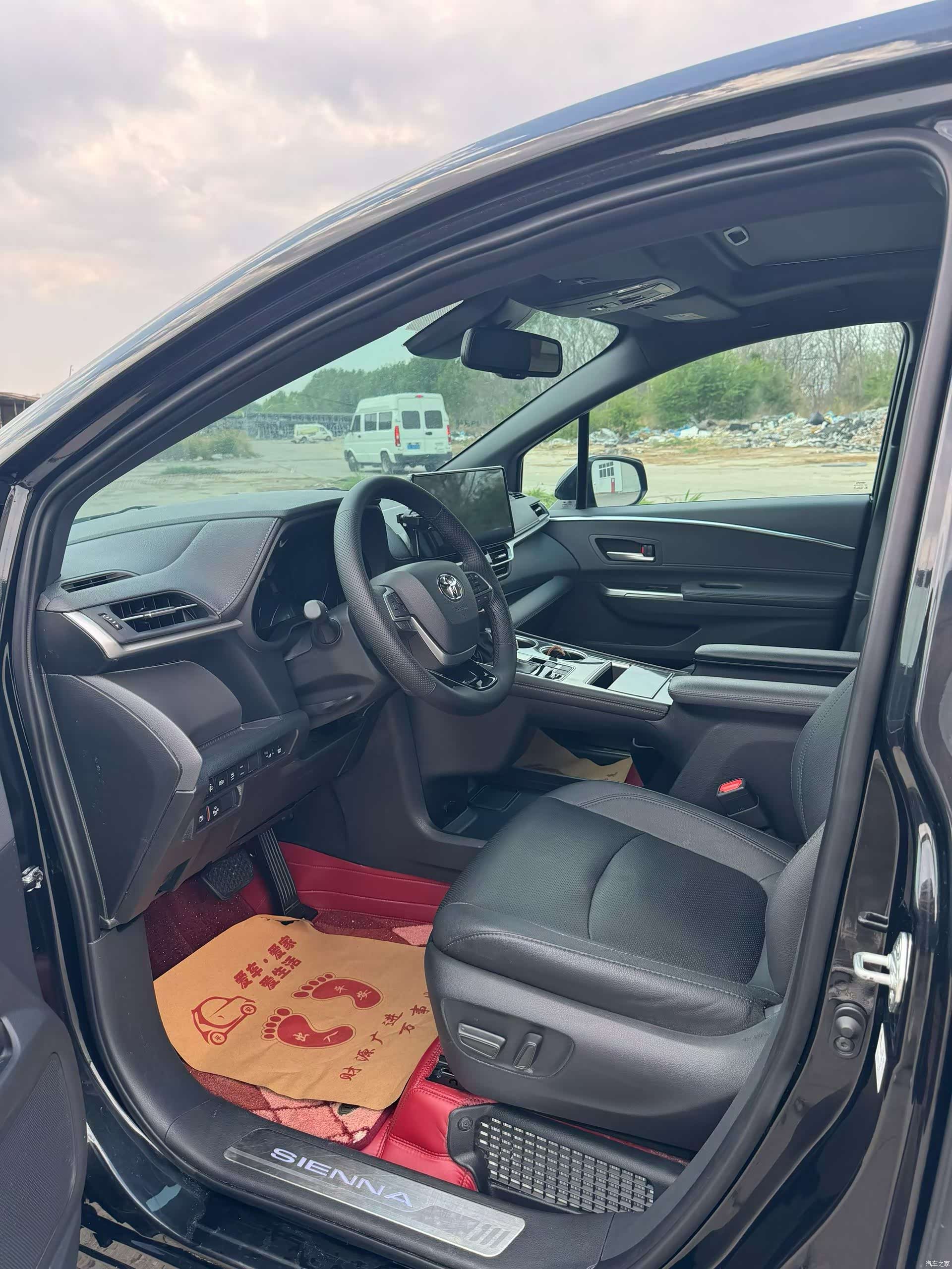 Toyota Sienna, 2023 4