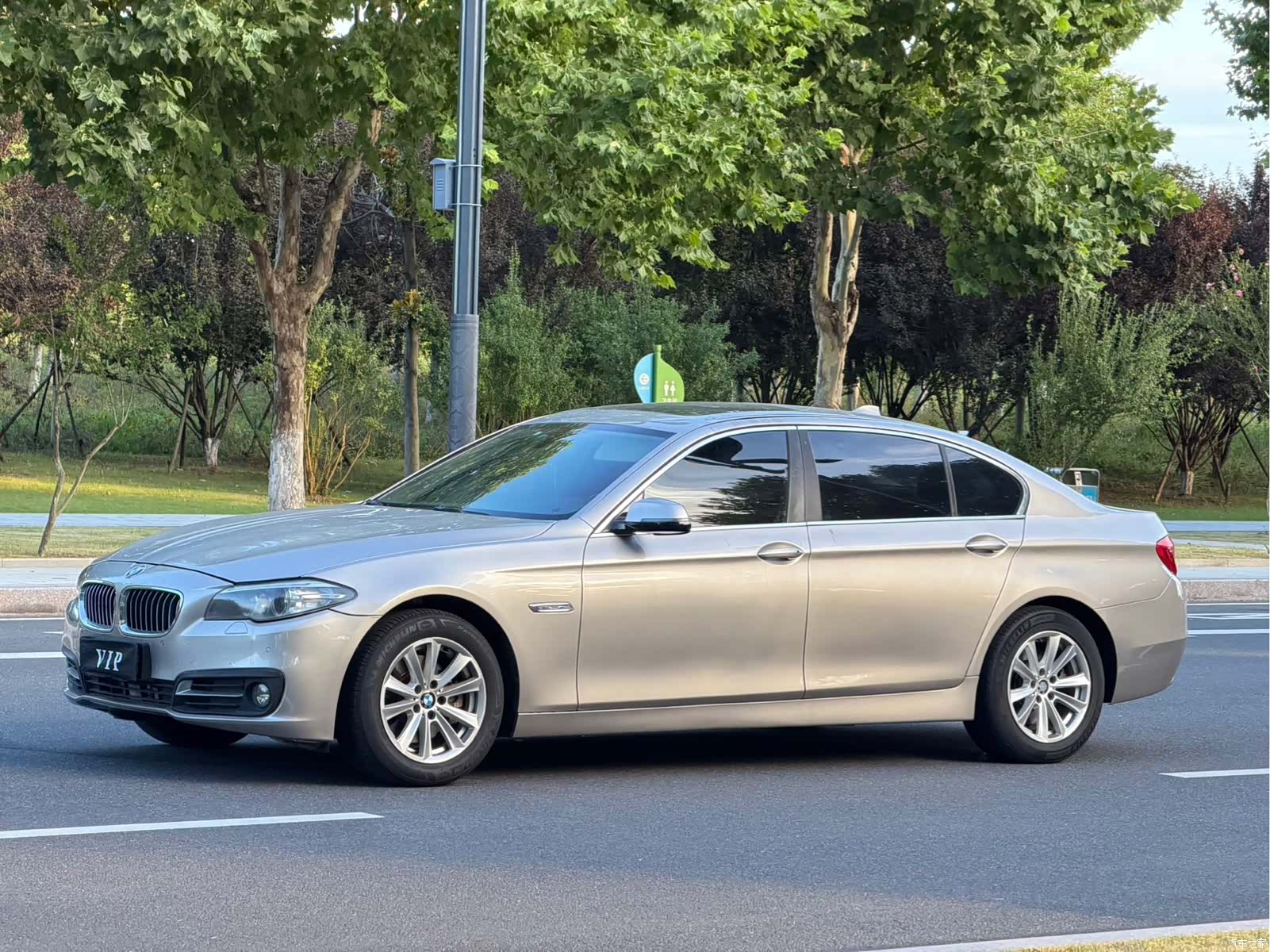 BMW 5 Series, 2016 1