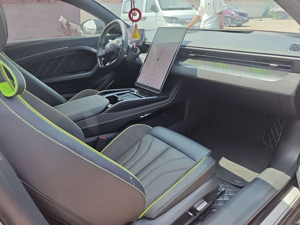 Neta Nezha GT