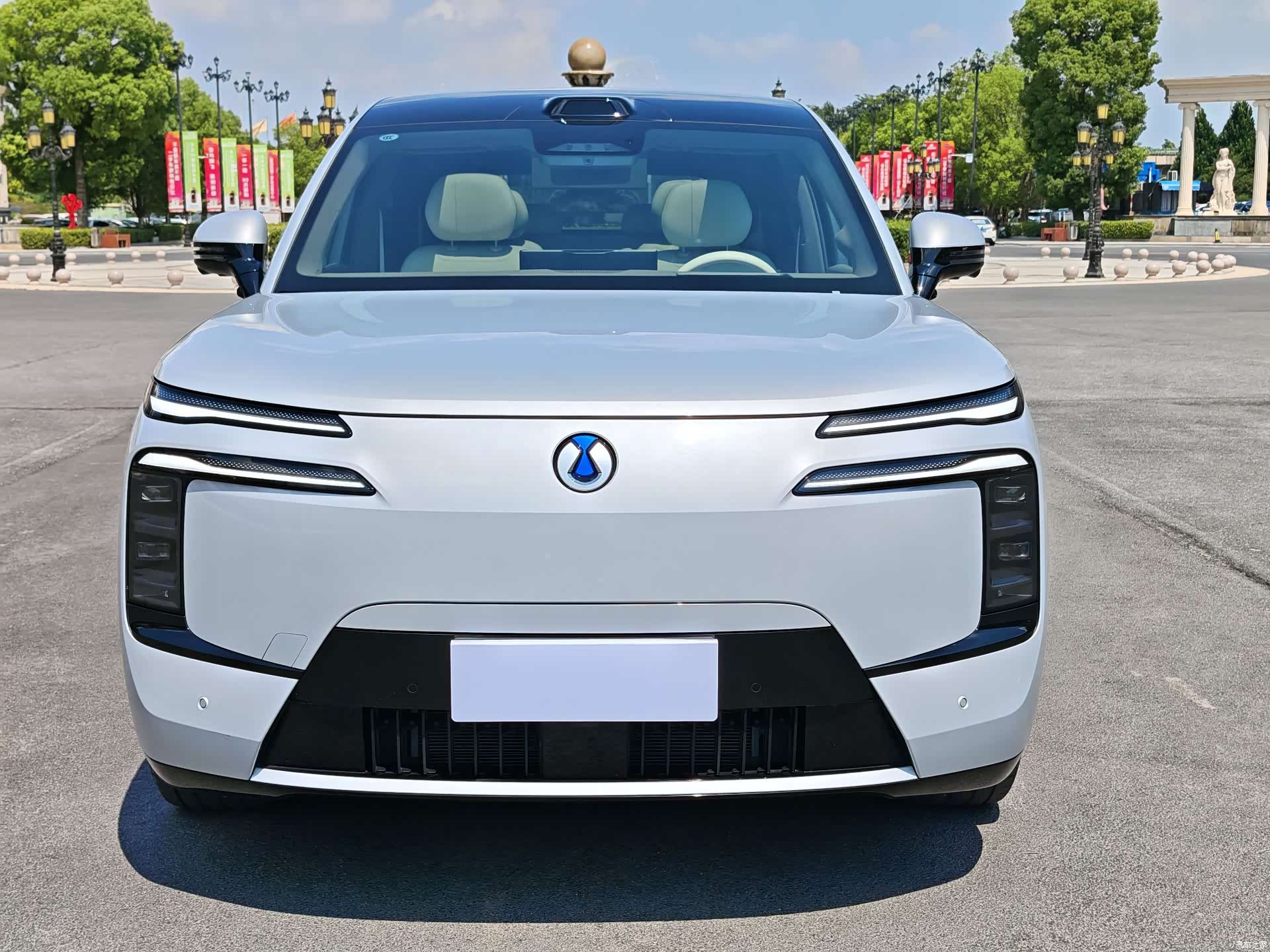 Denza N8, 2025 2