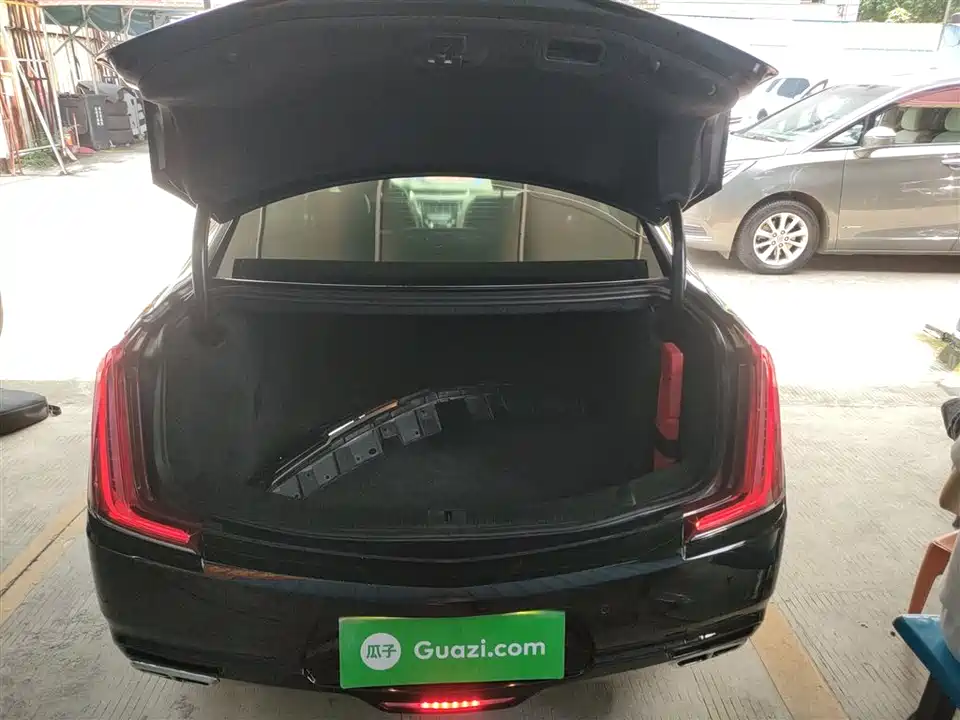 Cadillac XTS