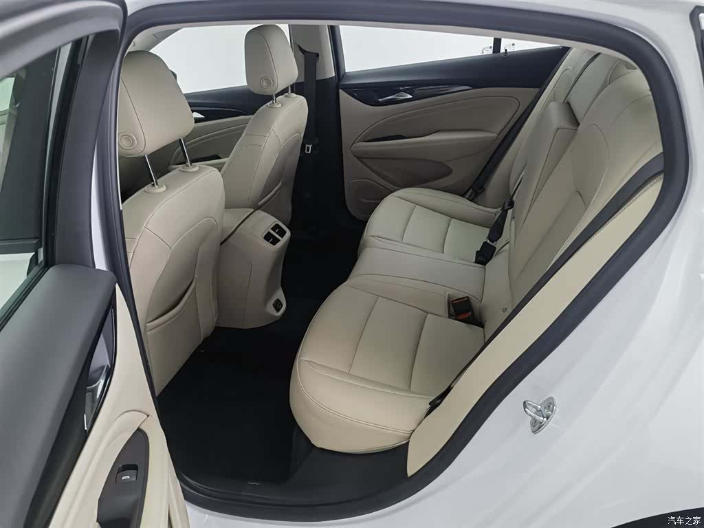 Buick Regal, 2022 15