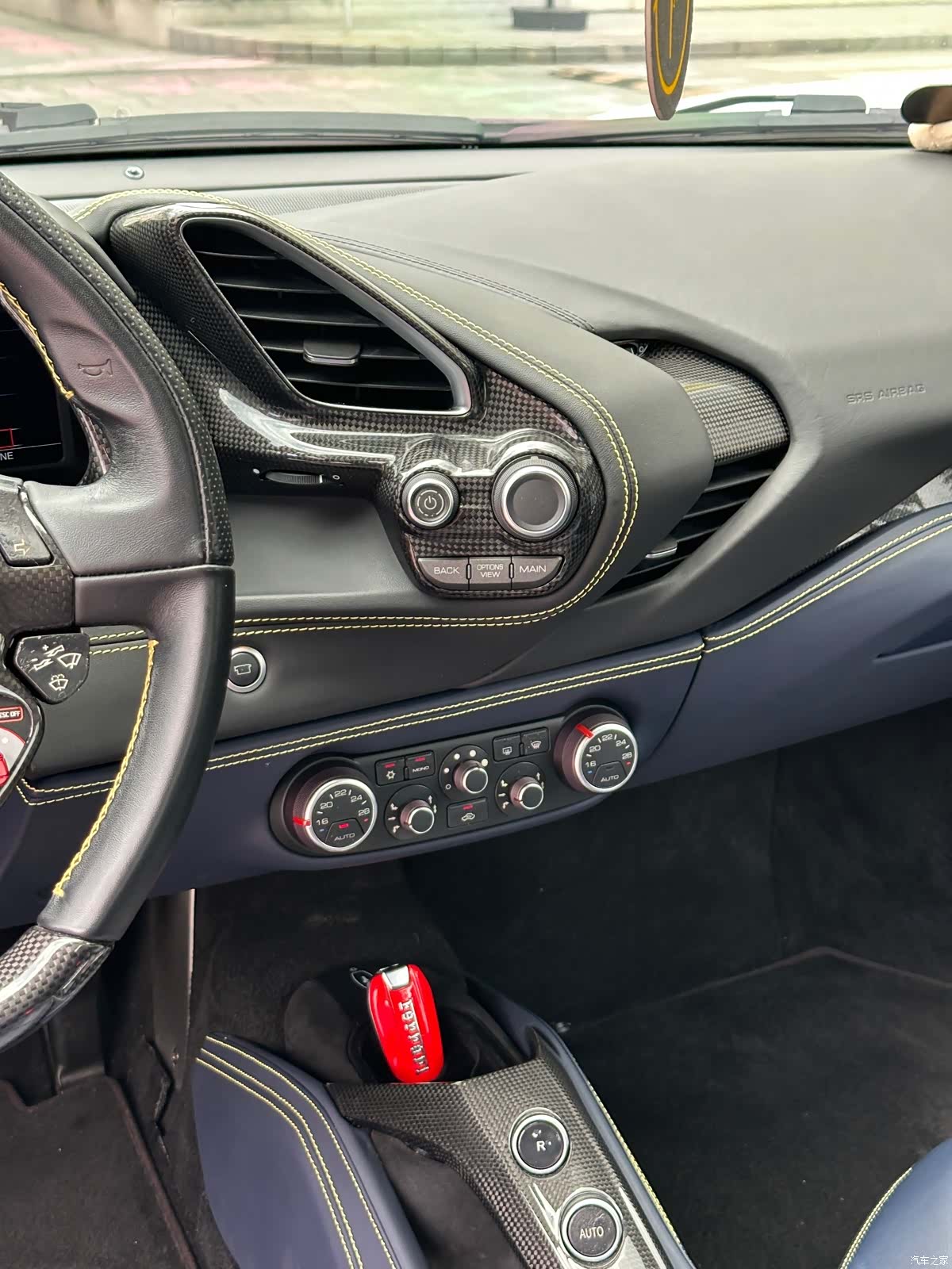 Ferrari 488, 2019 17