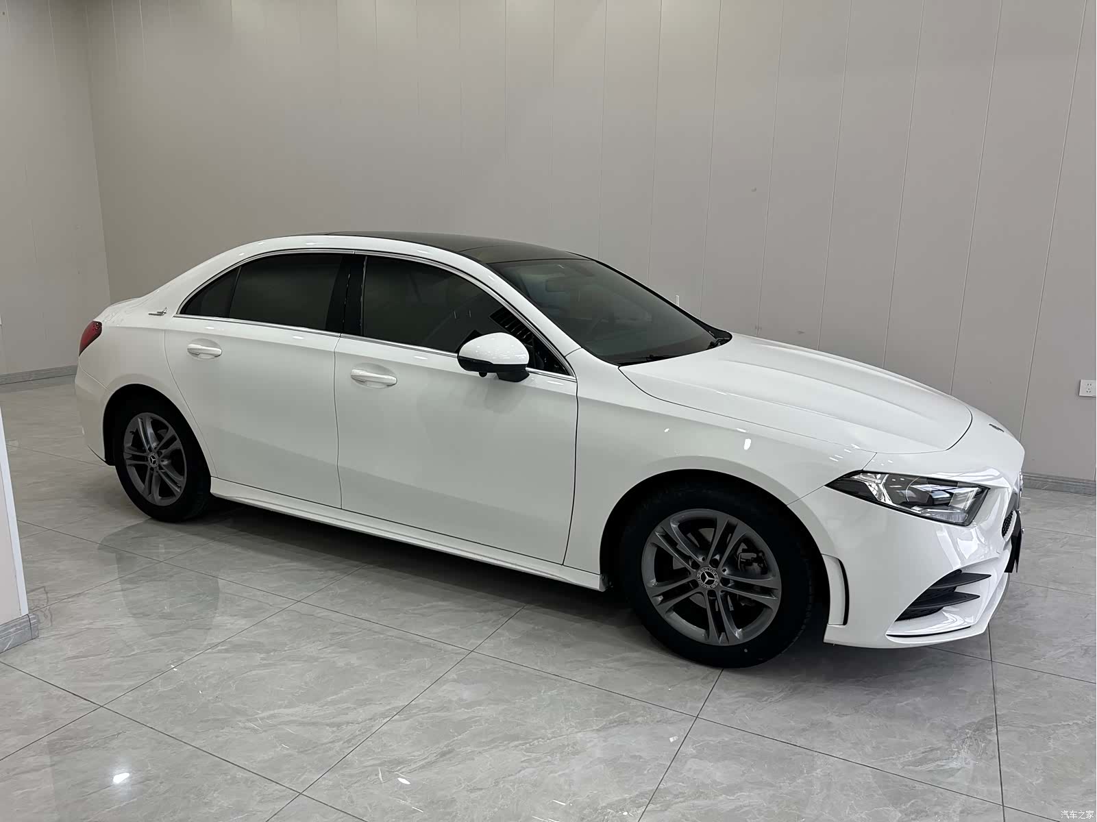 Mercedes-Benz A-Class, 2022 4