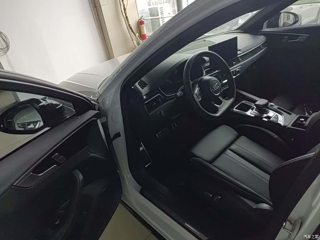 Audi A4L, 2024 16