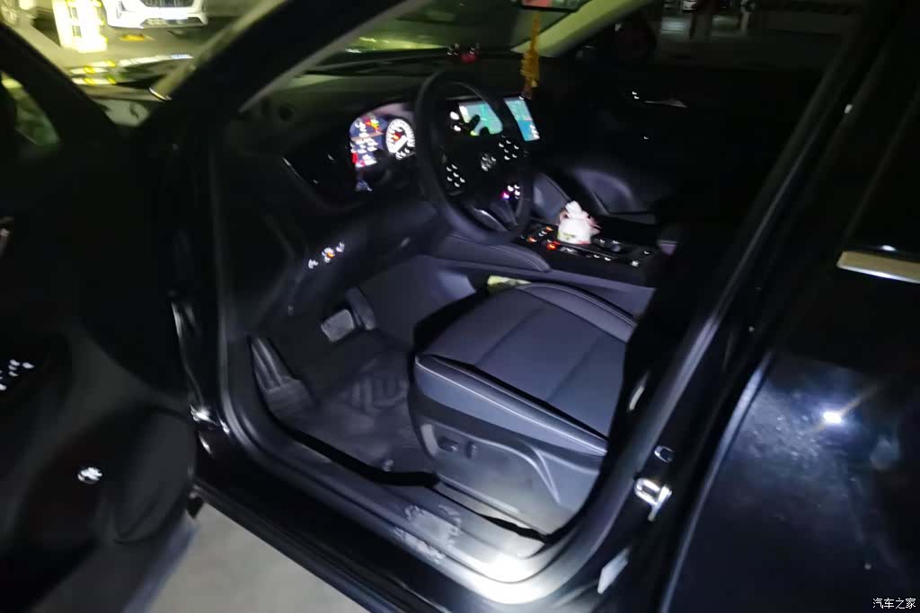 Buick Envision Plus, 2023 9