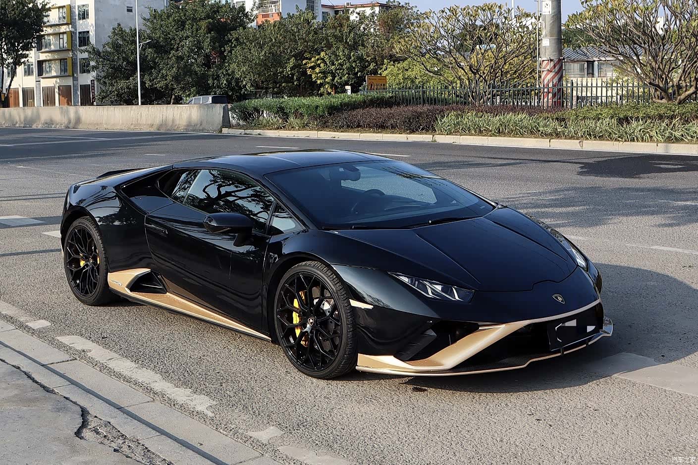 Lamborghini Huracán, 2021 все фото