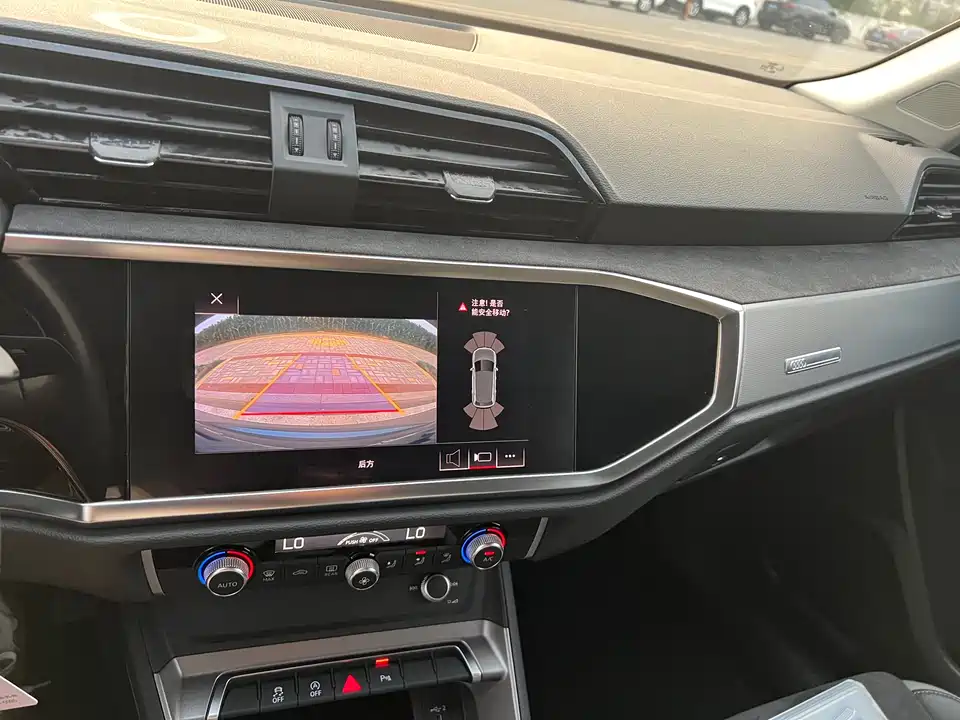 Audi Q3 Audi Q3
