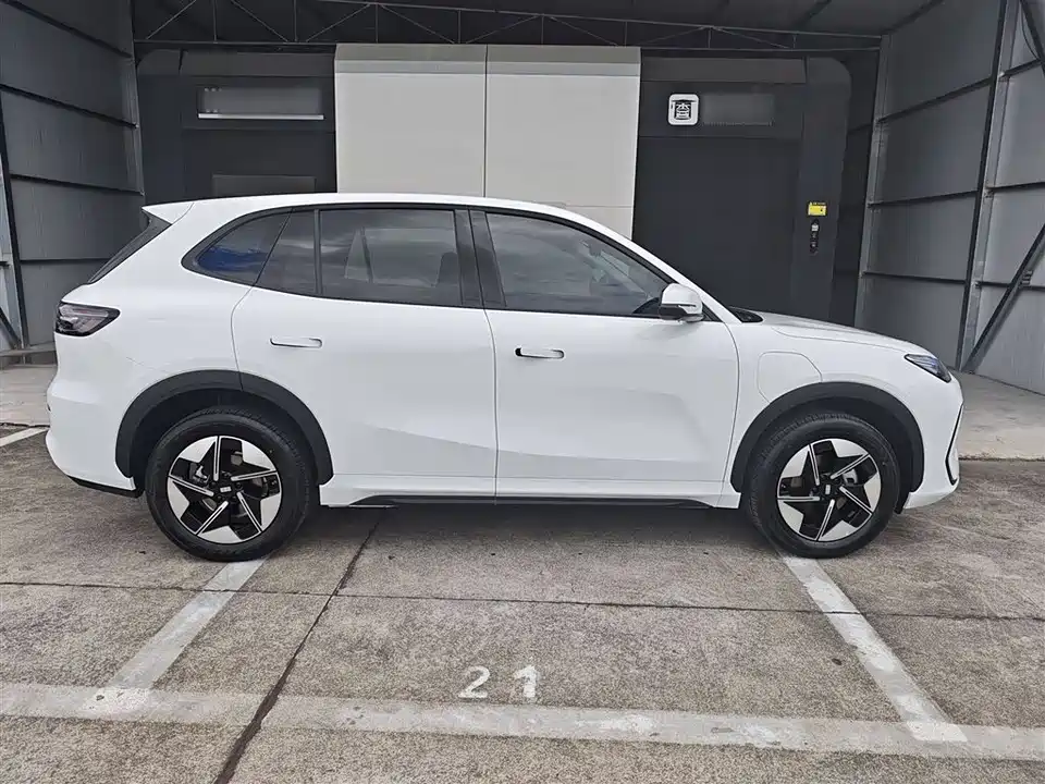 Geely Galaxy Galaxy E5