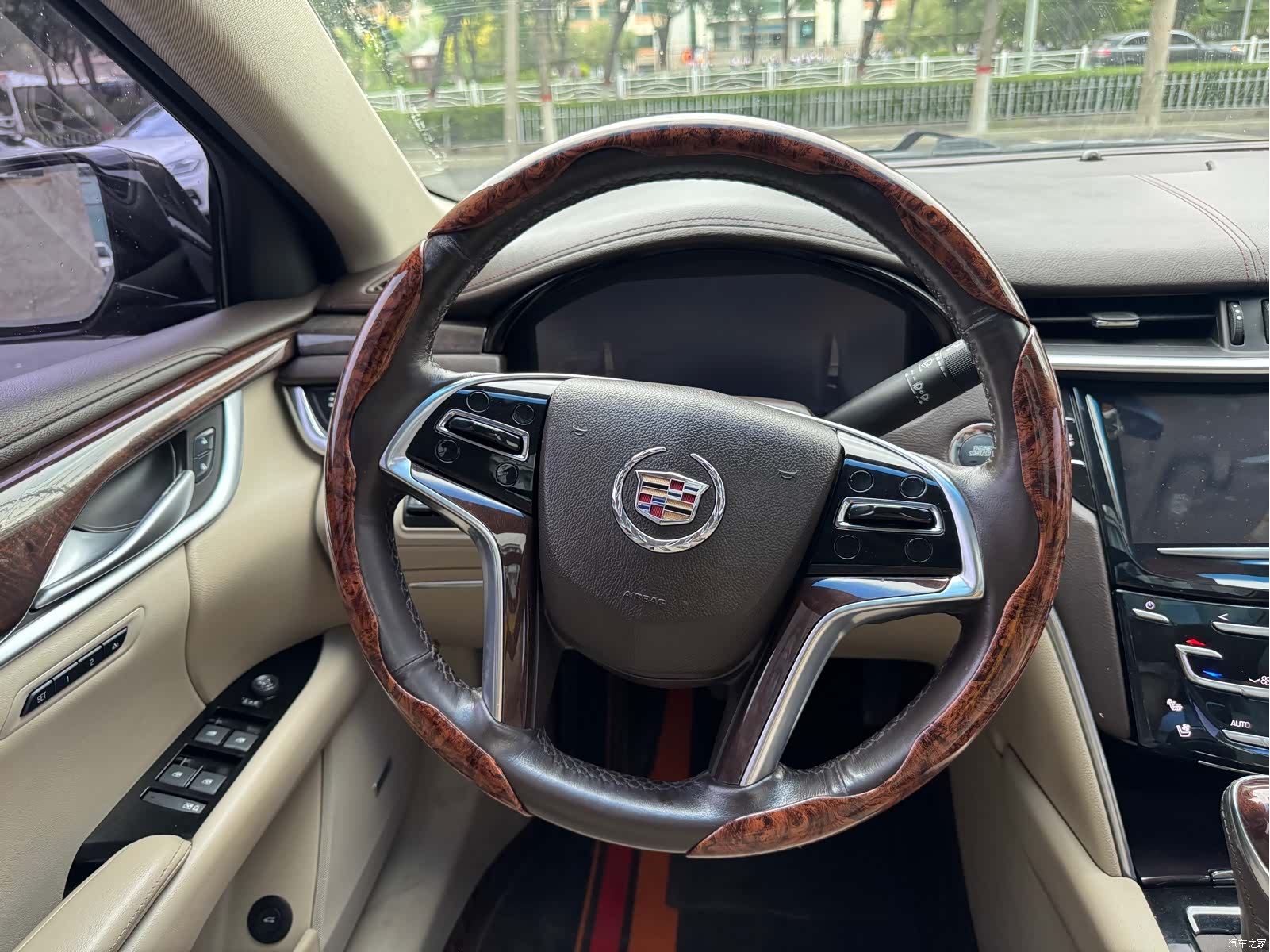 Cadillac XTS, 2014 7