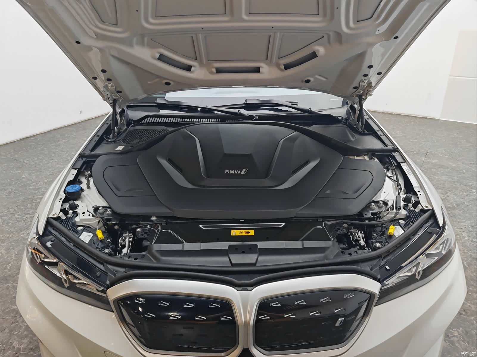BMW i3, 2023 13