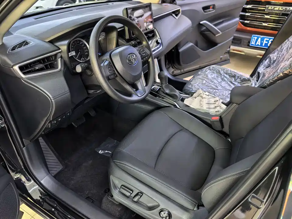 Toyota Corolla Sharp amplifier