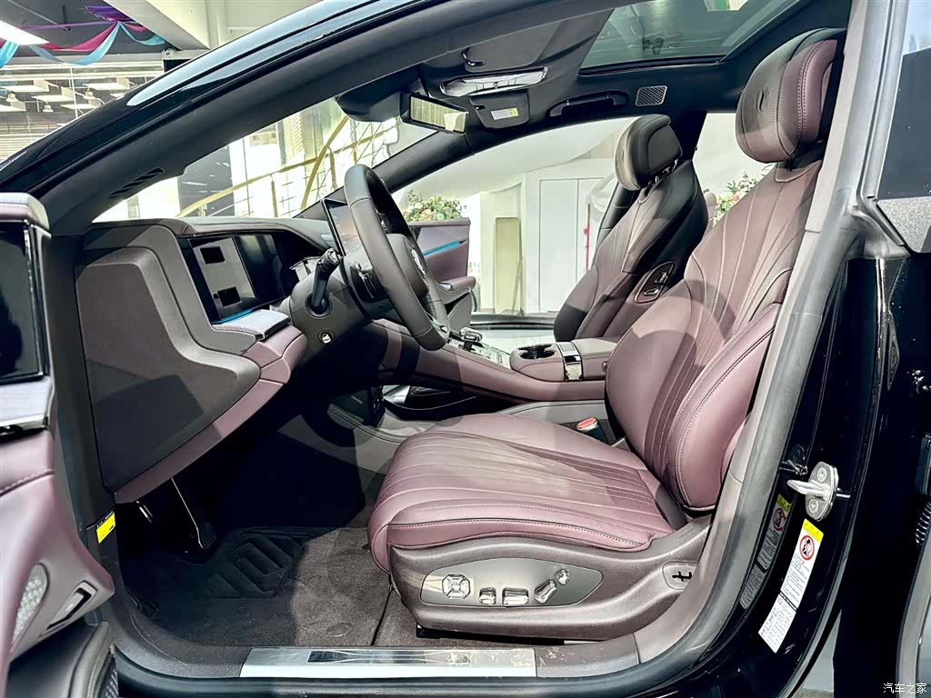 Denza Z9GT, 2025 8