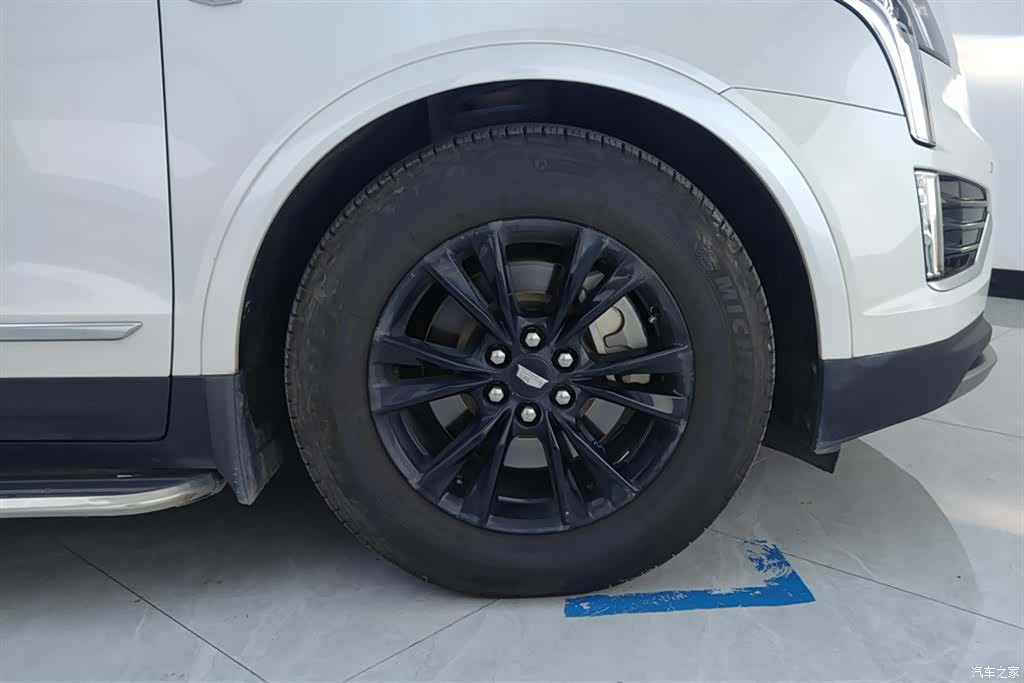 Cadillac XT5, 2019 6