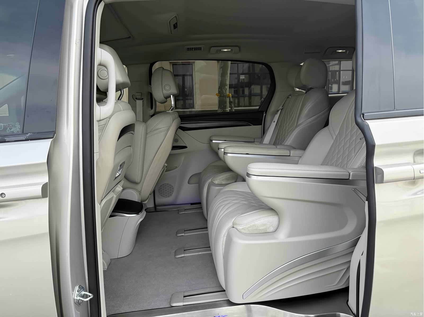 Buick GL8, 2022 15