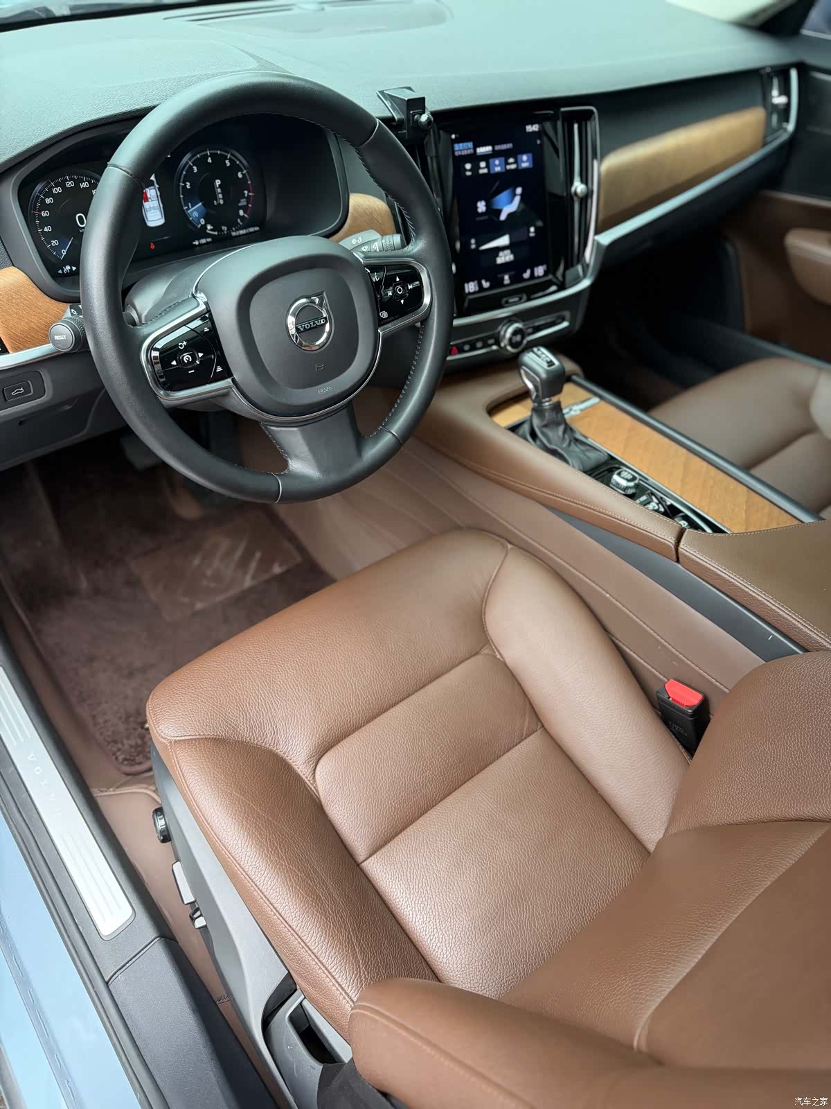 Volvo S90, 2019 все фото