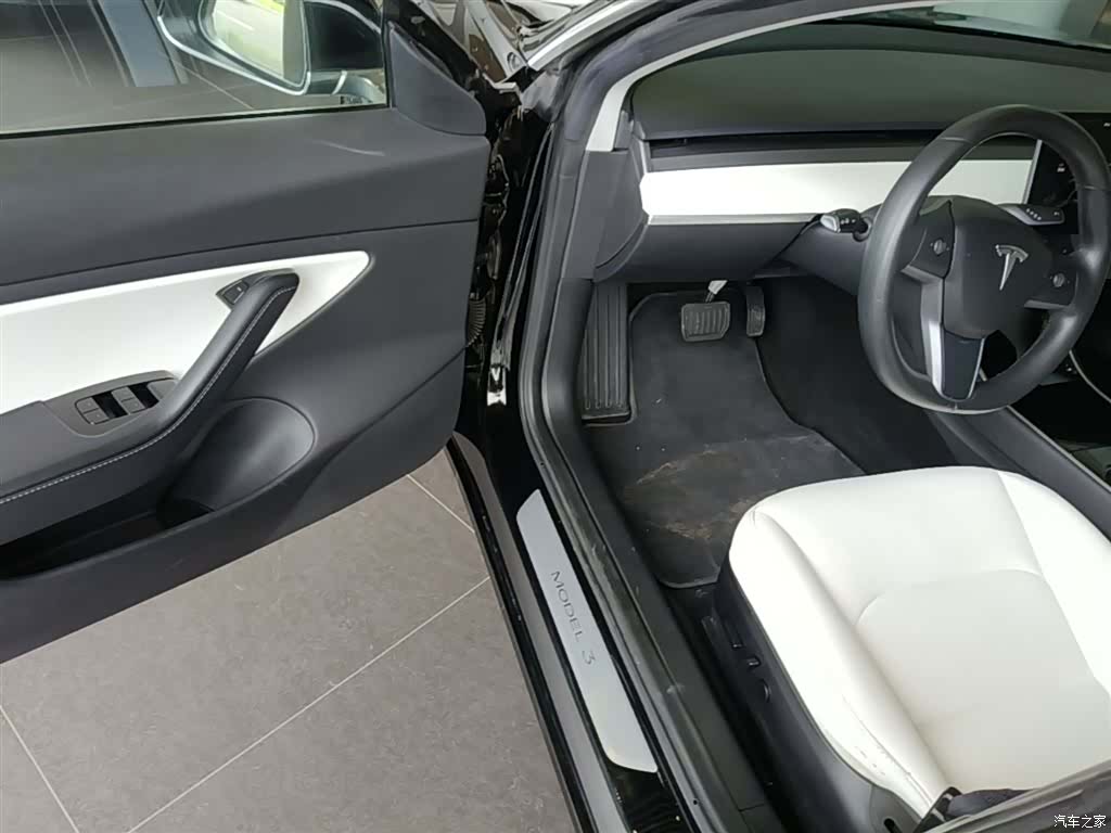 Tesla Model 3, 2019 16