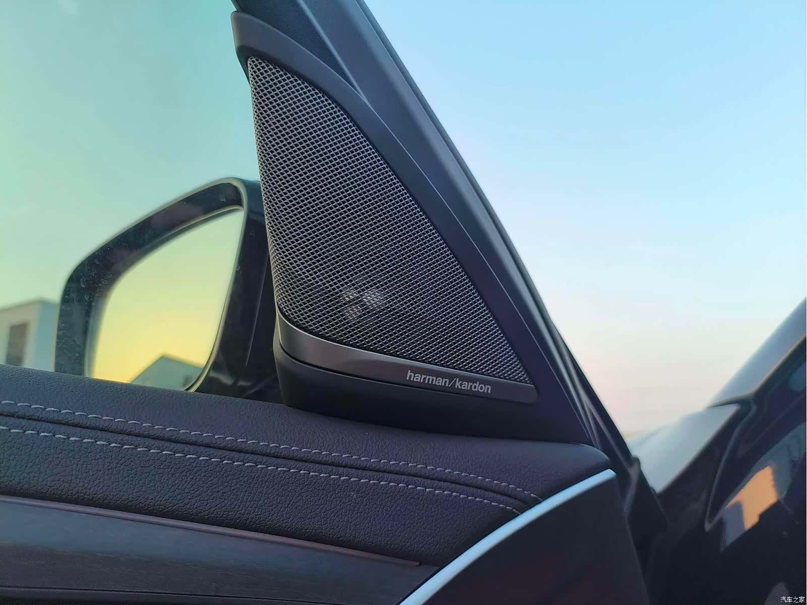 BMW 5 Series, 2023 14