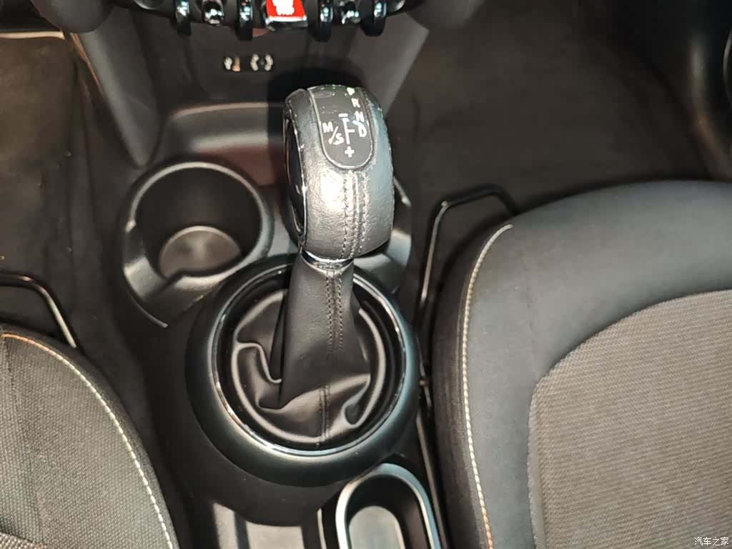 Mini ONE, 2016 14