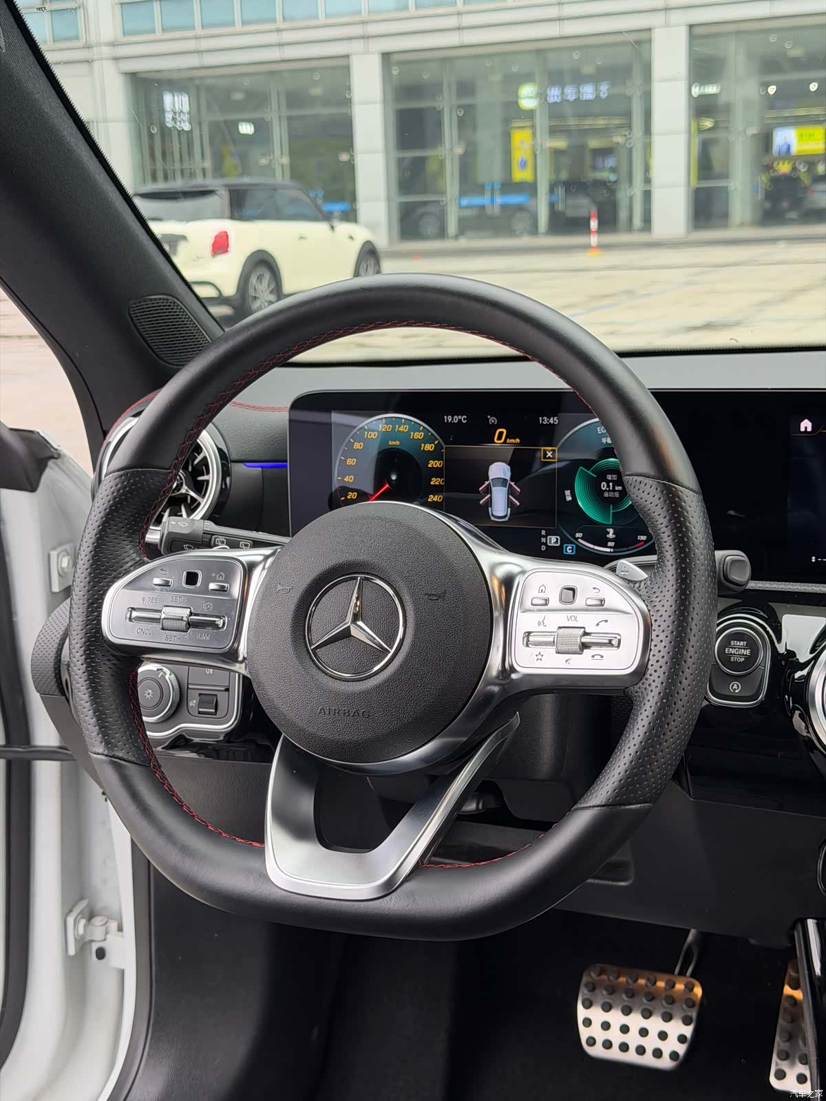 Mercedes-Benz CLA, 2021 15