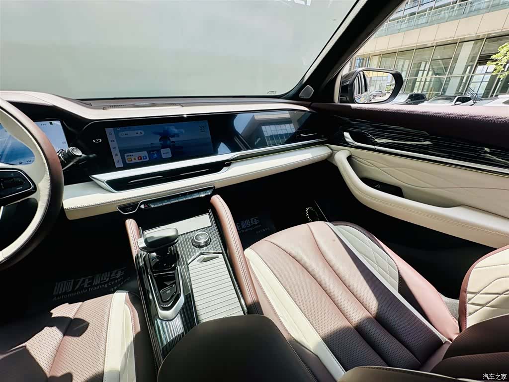 Geely Xingyue L, 2025 14