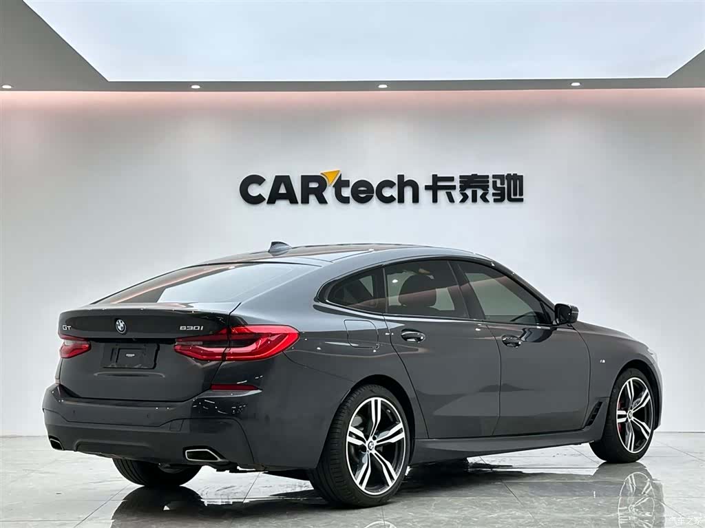 BMW 6 Series GT, 2023 все фото