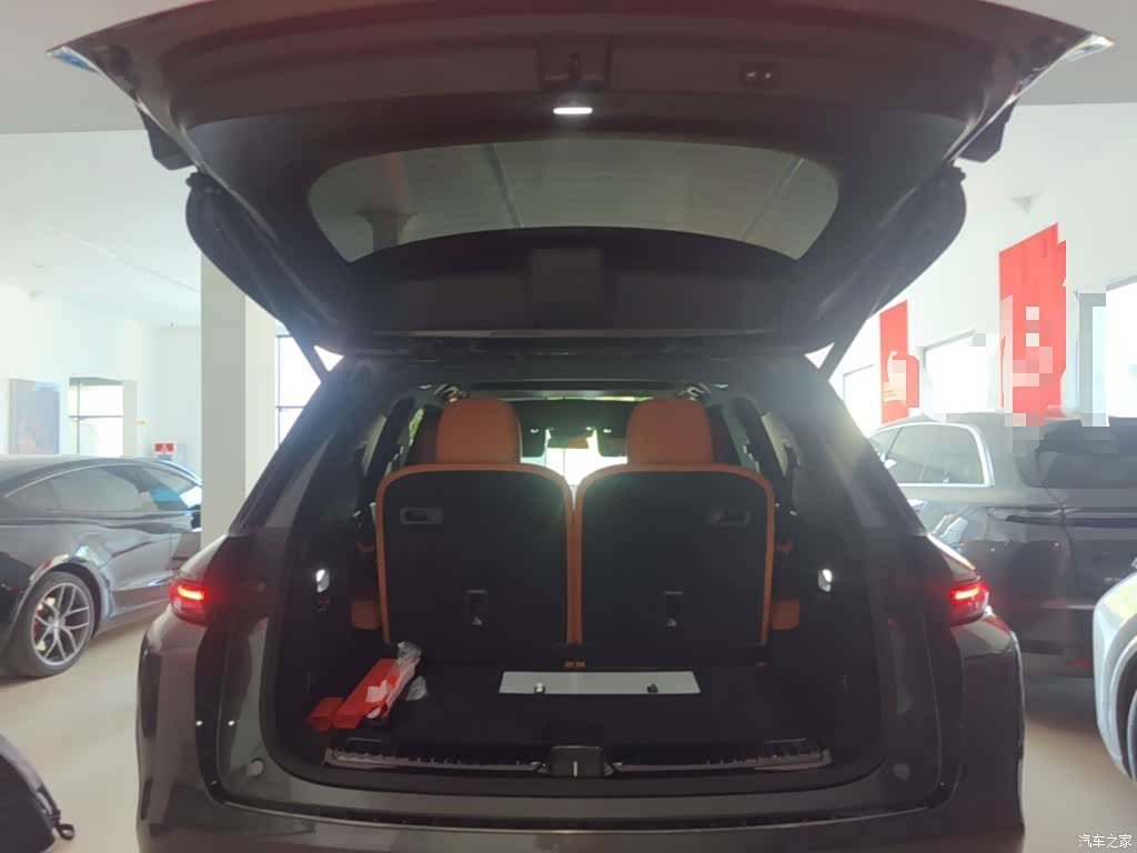 Li Auto L8, 2024 15