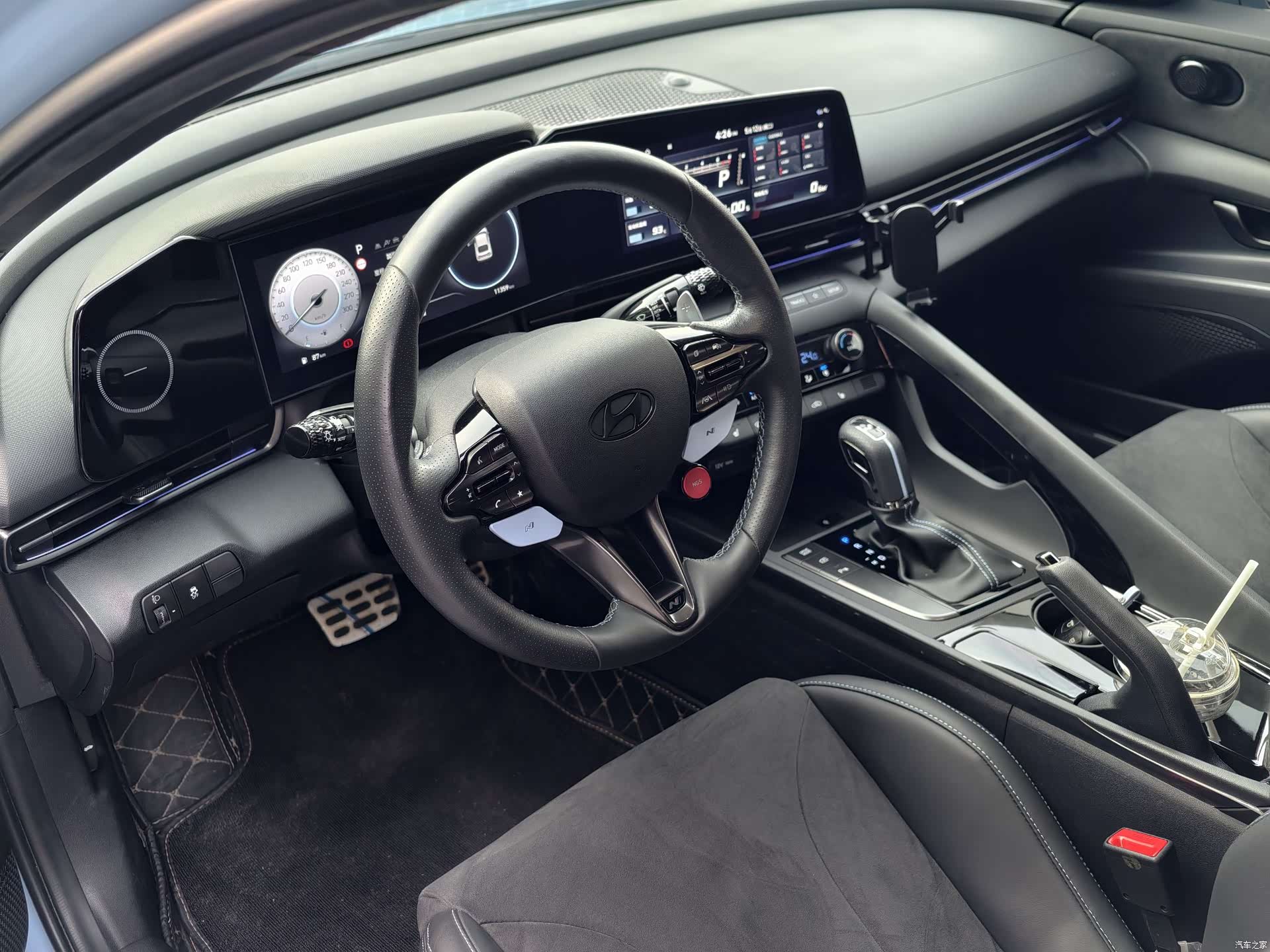 Hyundai Elantra, 2024 12