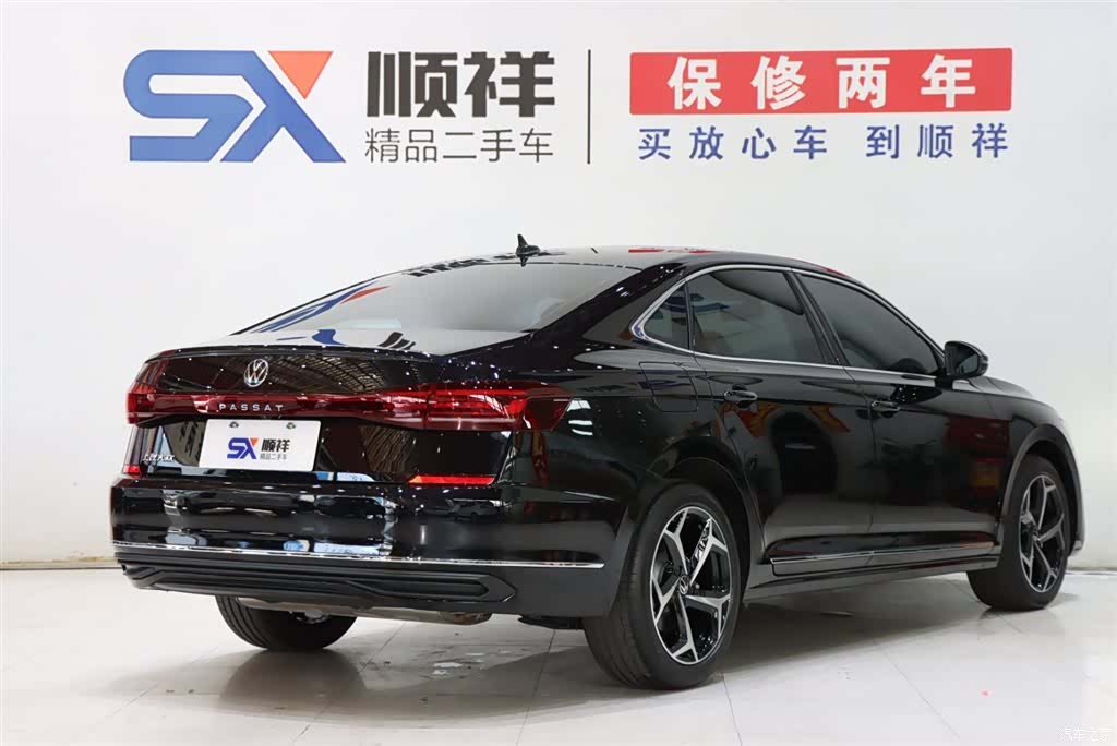 Volkswagen Passat, 2025 все фото