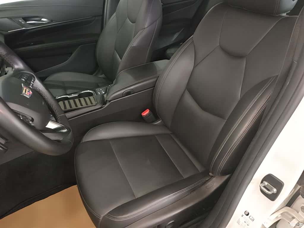 Cadillac CT4, 2021 15