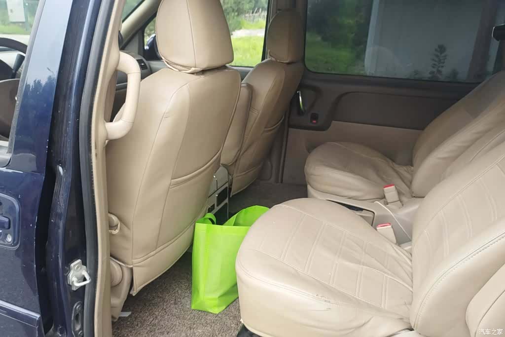 Buick GL8, 2017 11