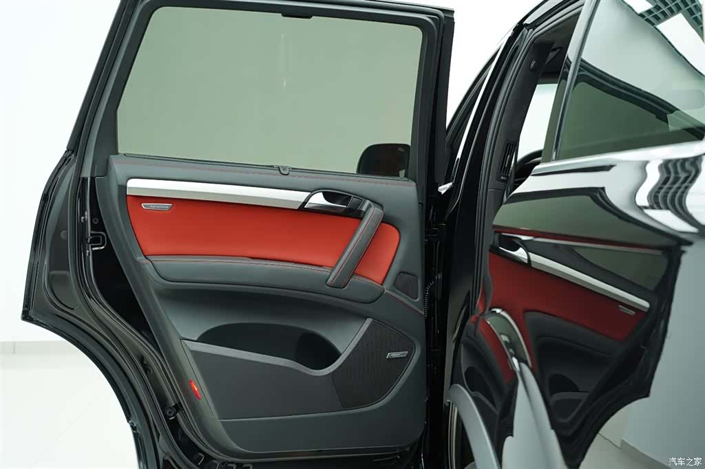 Audi Q7, 2011 14