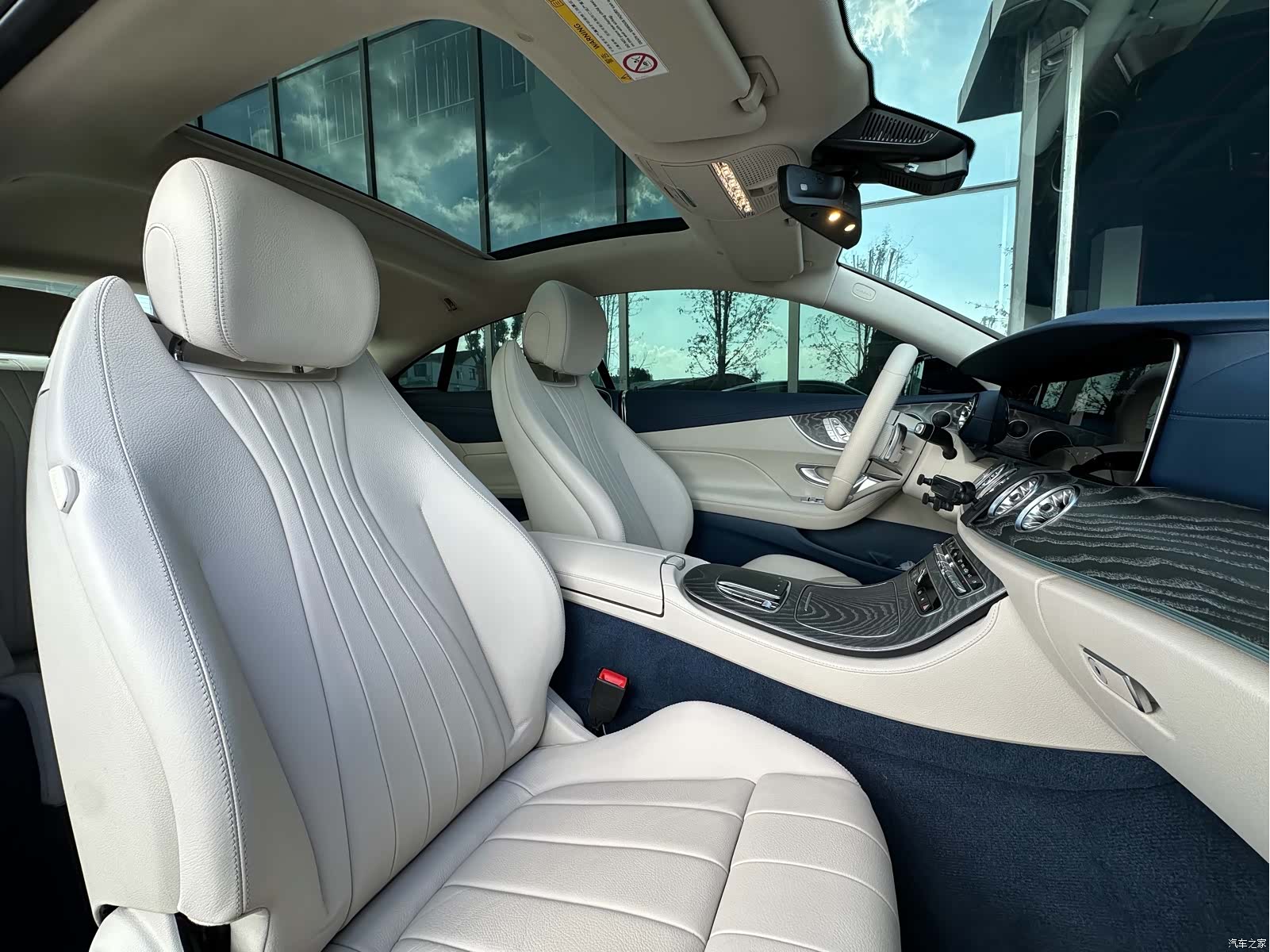 Mercedes-Benz E-Class, 2021 16