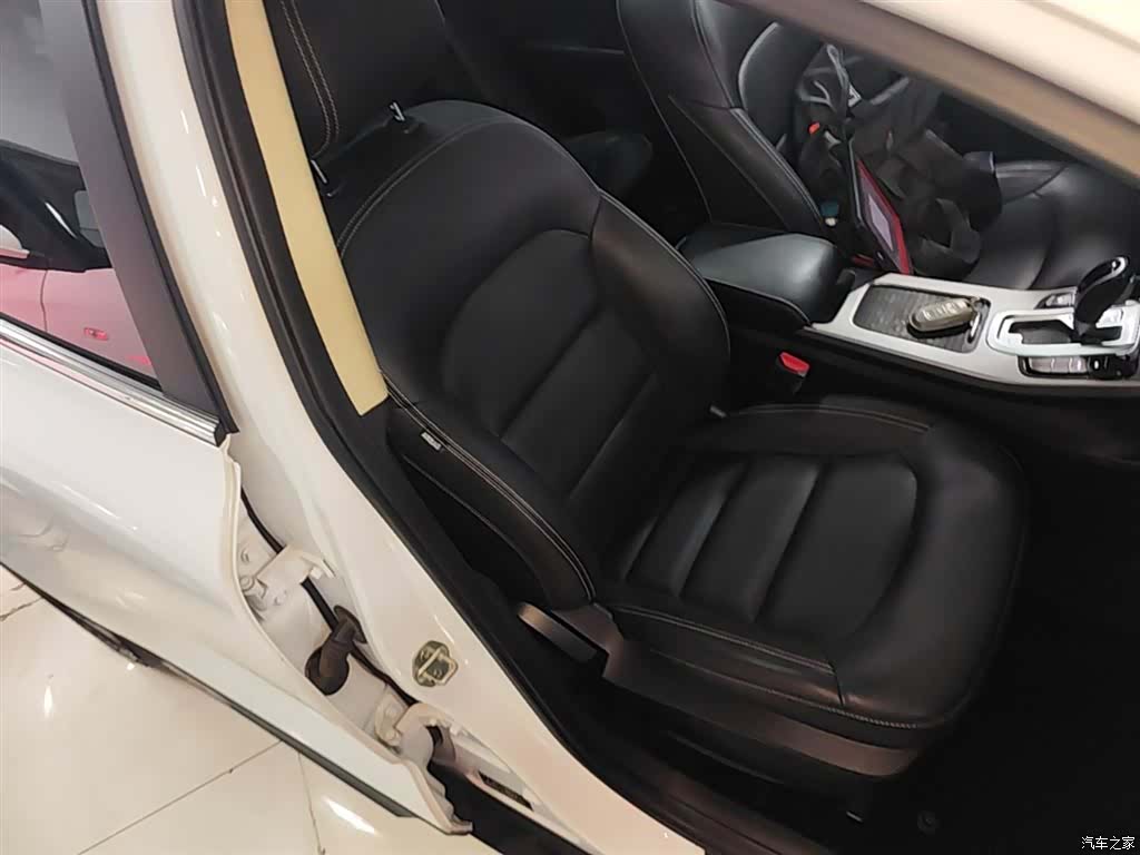 Geely Emgrand, 2019 25